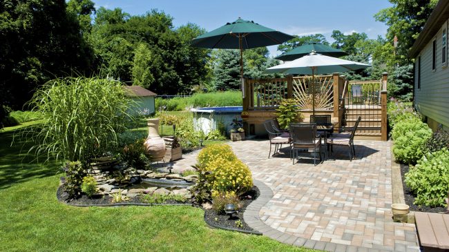 Installation of uni-stone pavers Gatineau, Hull, Aylmer, Cantley, Chelsea, the greater Outaouais region and Ottawa